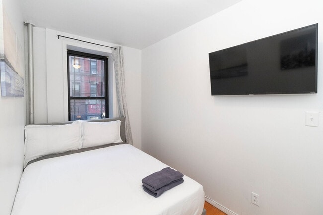 329 E 94th St Unit SI ID1032072P