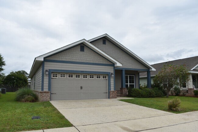 757 Marquis Wy E