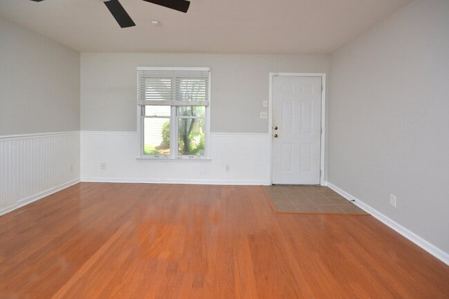 Photo - Charming Durham Townhome in Westgate Townes!