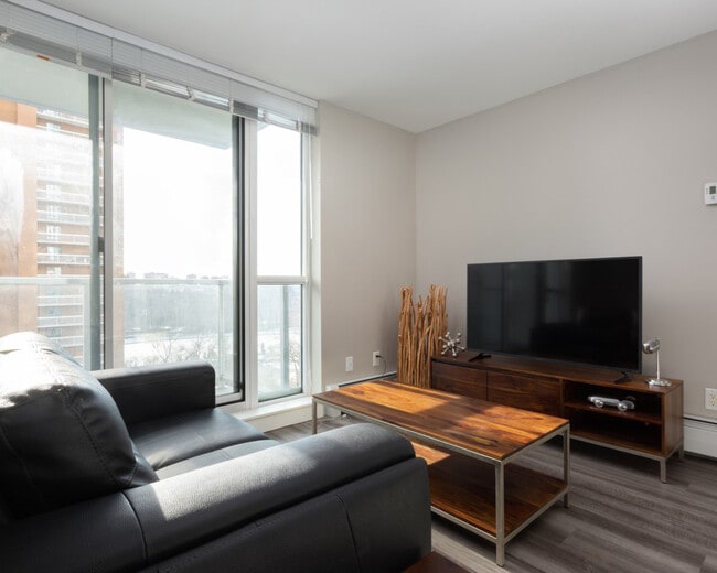 Photo - 9377-9111 111 St NW Unit SI ID1222964P