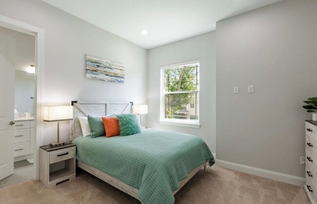 Photo - 3405 W Hawthorne Rd