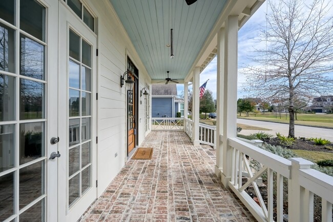 Photo - 2215 Blue Duck Ln