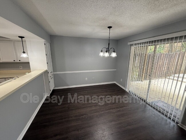 Photo - 6701 Dickens Ferry Rd