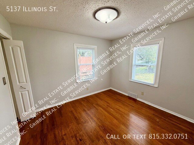 5137 Illinois St