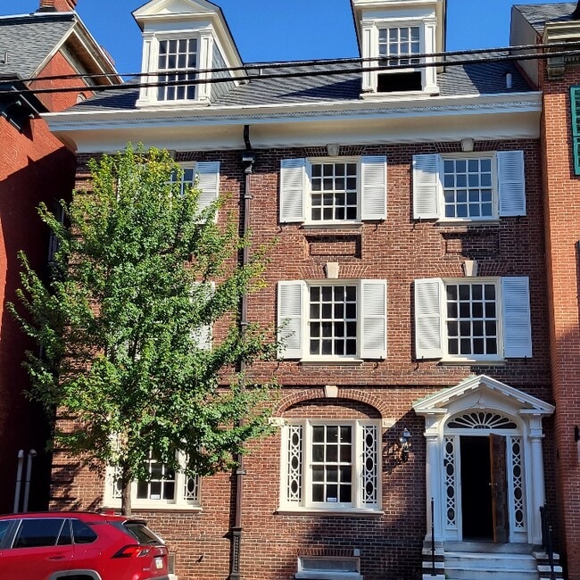 Photo - 129 E Orange St Unit #1
