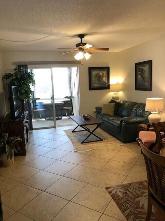 Photo - AVAILABLE OFF SEASON FOR $1,800/MO.  LONG ...