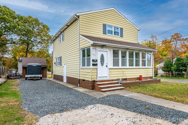 Photo - 93 Player Ave