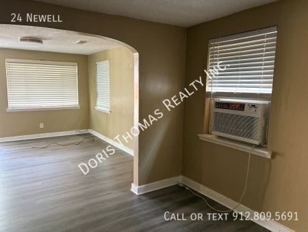 Photo - 24 Newell-