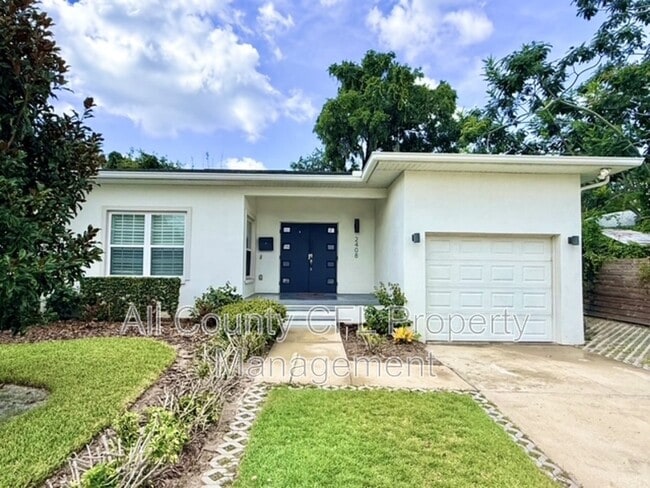 Building Photo - 2408 Corrine Dr