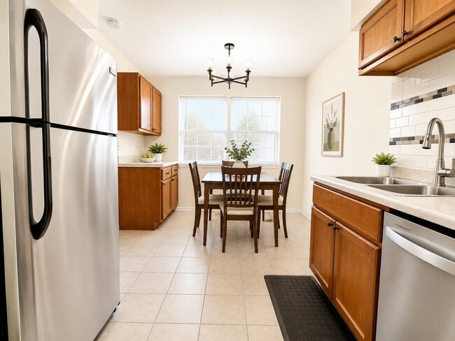 Photo - 1344 Orleans Dr