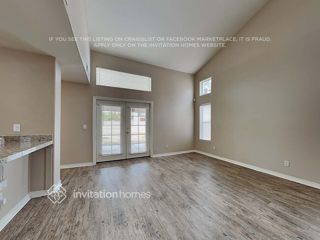 8044 Revolver Ave