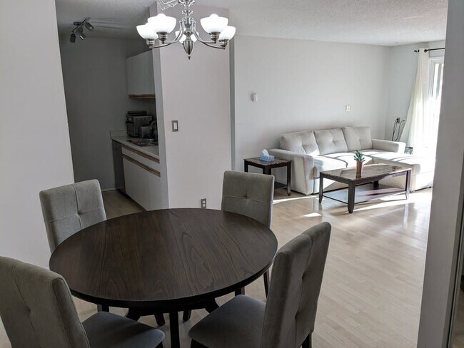 Photo - 10520 120 St NW