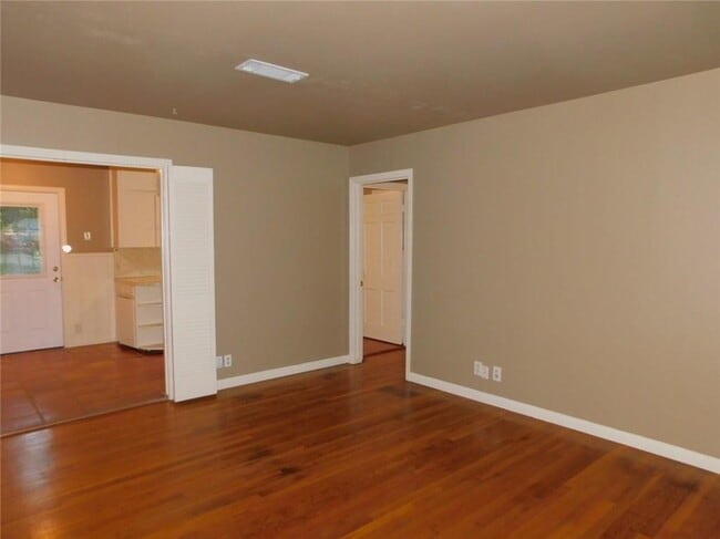 1400 Berkshire Dr