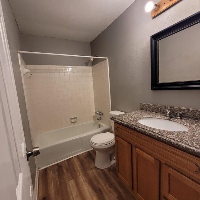 Bathroom - 3409 Golden Dr Unit Apt B