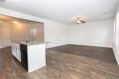Photo - 156 Daisy Cir