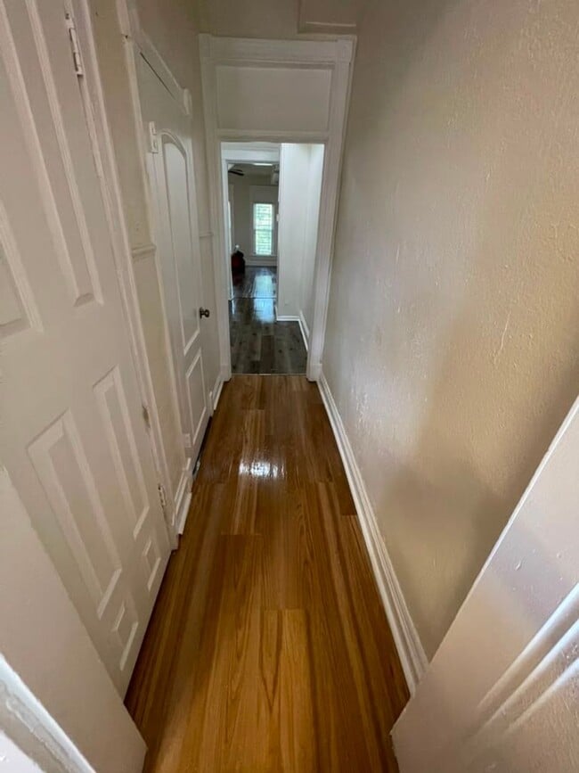 Photo - 2941 Clifton Ave
