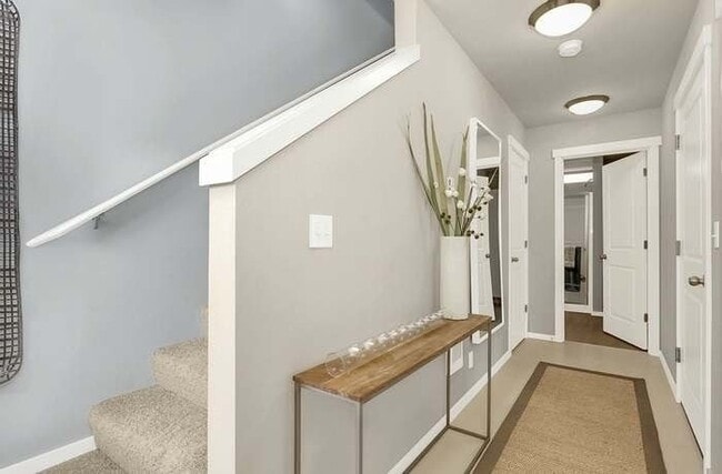 Photo - Fantastic and Private corner unit