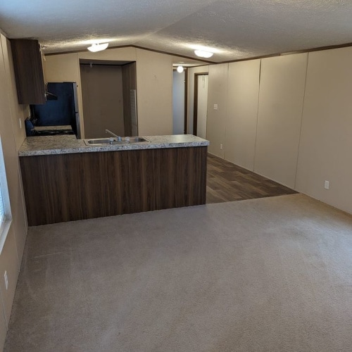 Building Photo - 428 Ponderosa Dr