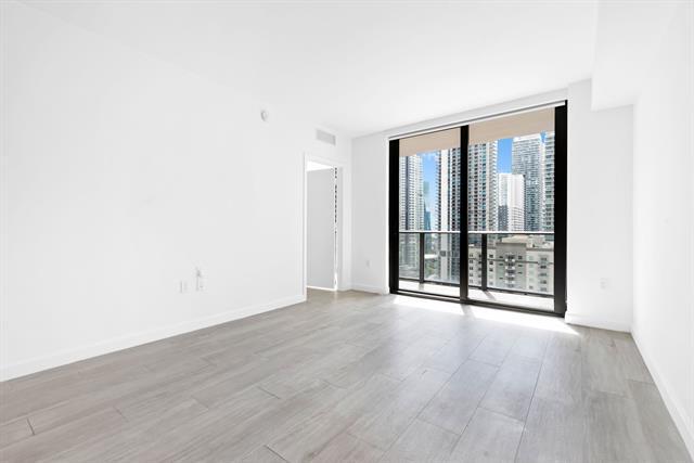 Photo - 55 SW 9th St Unidad 1505