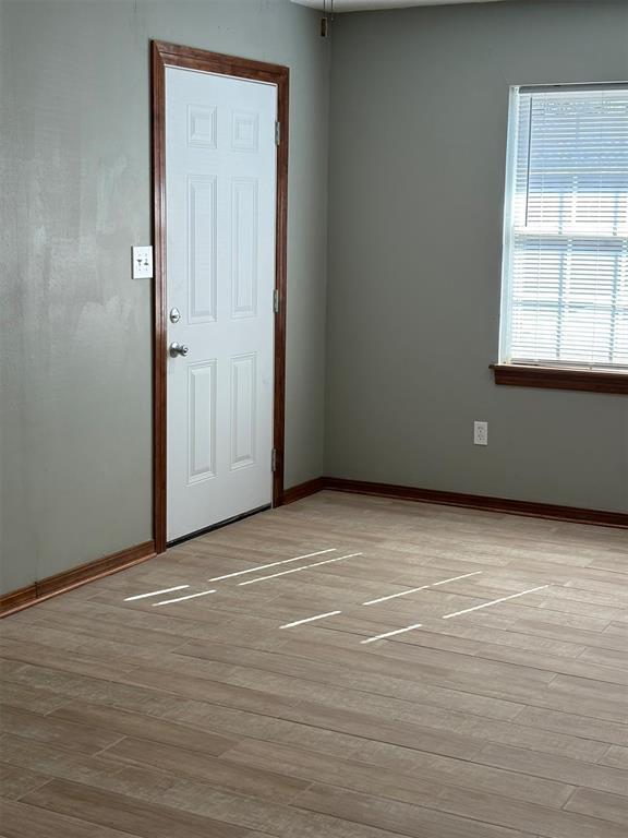 Photo - 101 E Ridge Rd