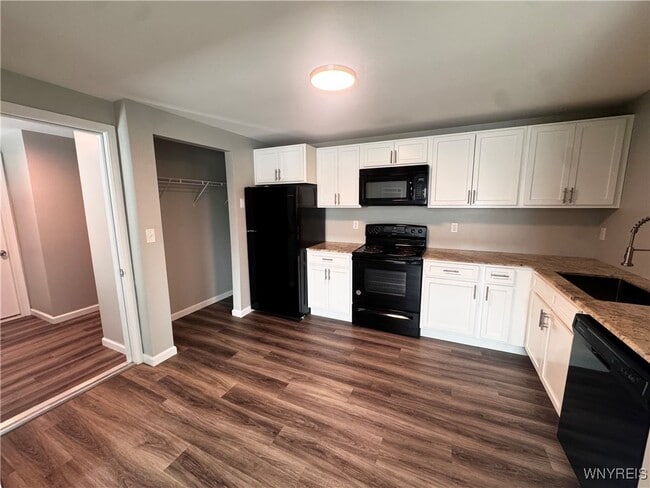 Photo - 9049 Zito Dr