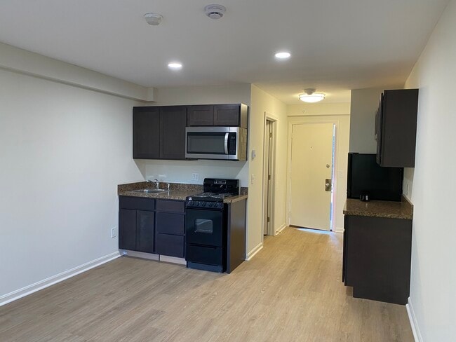 Photo - Pleasant Hill Apartments