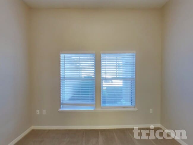 Photo - 9250 Spider Lily Ln