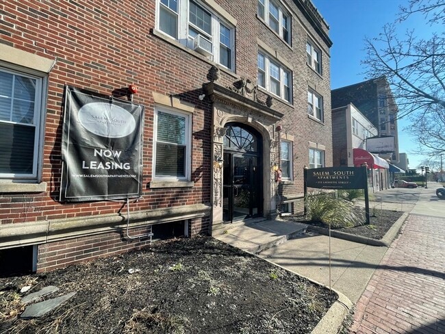 Photo - 233 Lafayette St Unit 9