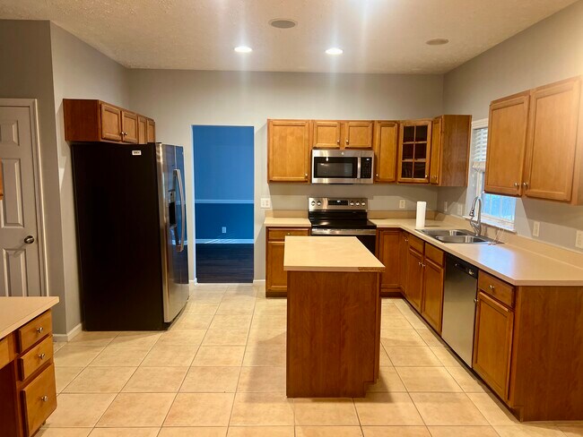 Kitchen - 4929 Indian Summer Dr