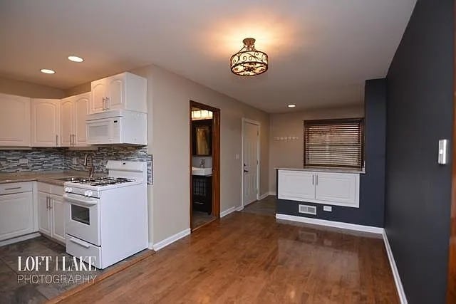 Photo - 2654 W Schubert Ave Unidad 1E