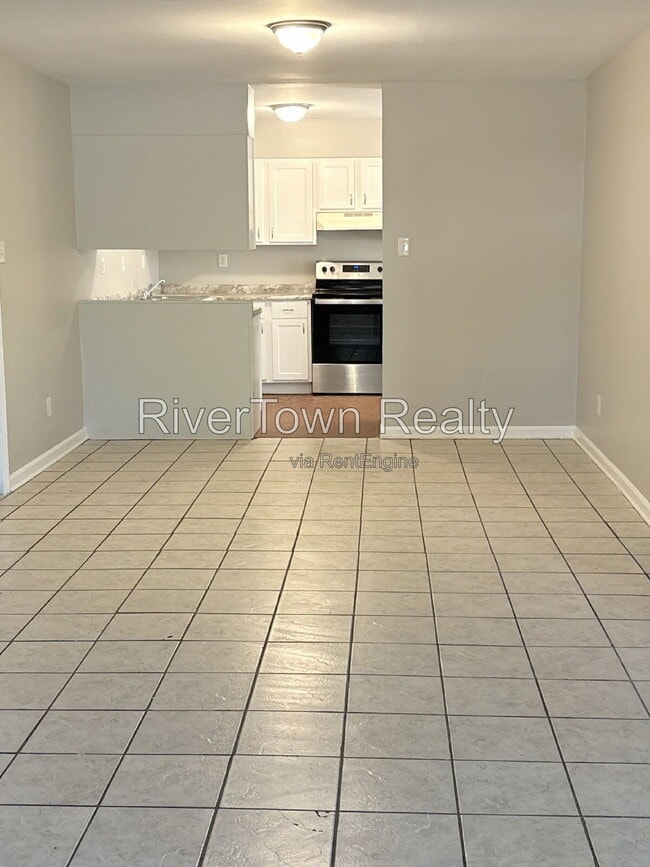 Photo - 1976 Goldbrier Ln
