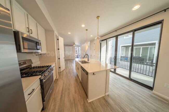 Photo - 4125 Fultondale St