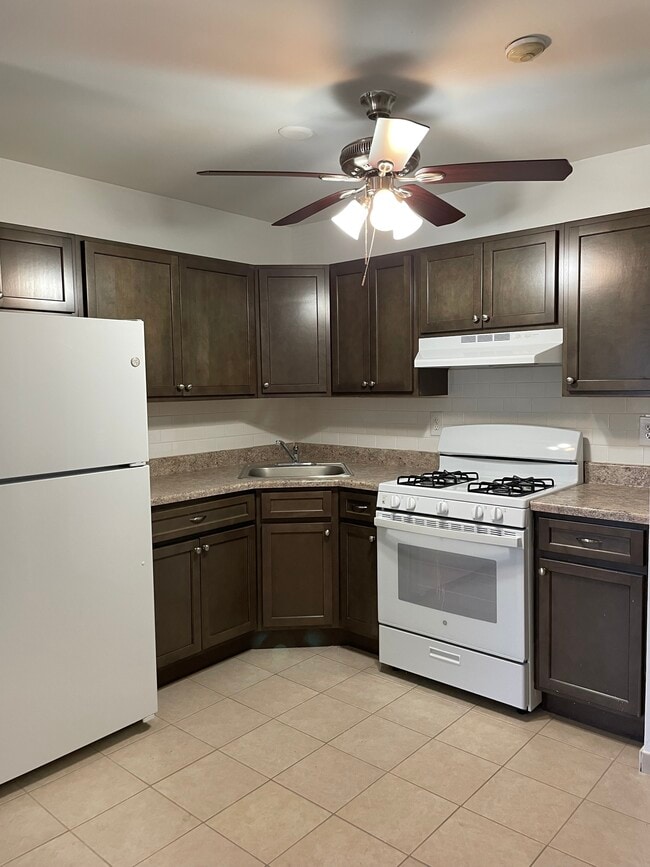 Photo - Monroe Gardens