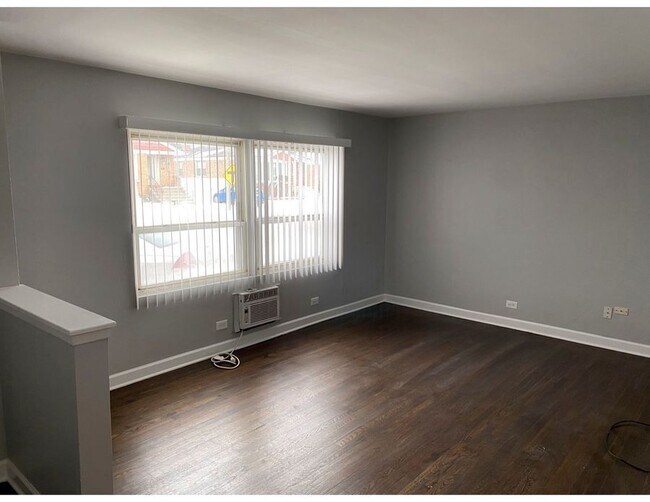 Photo - 8706 S Troy Ave Unit 1D