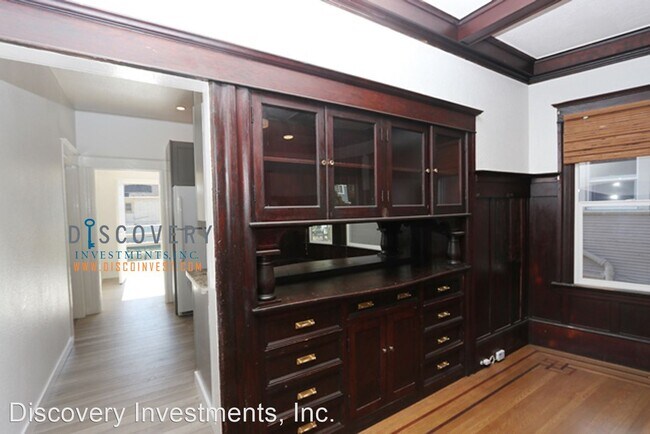 Photo - 2 br, 2 bath House - 985 42nd Street