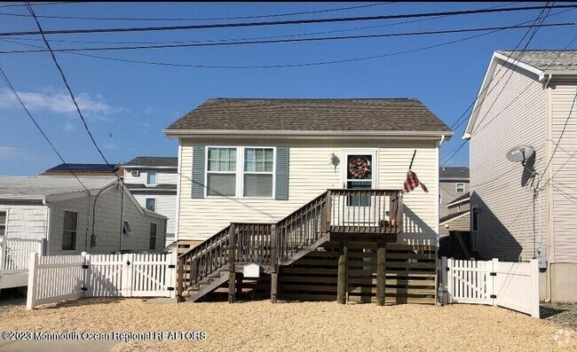 Building Photo - 428 Harding Ave Rental