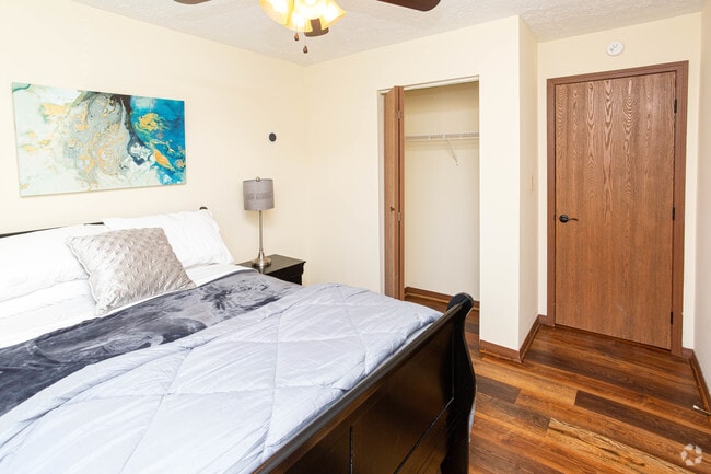 Photo - The Rathbone Apartments