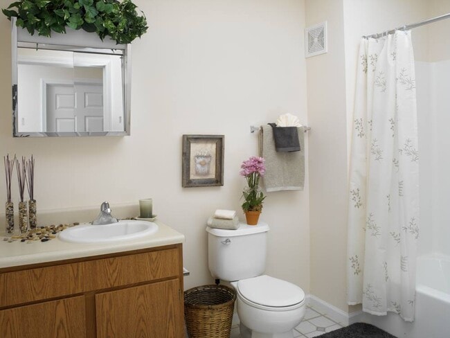 Arbors at Riverbend Apartments