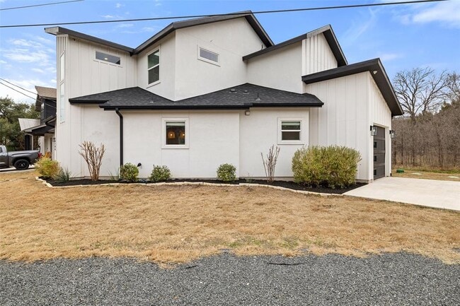 Photo - 18200 Fair Ln