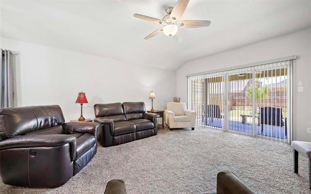 Photo - 636 Lazy River Dr