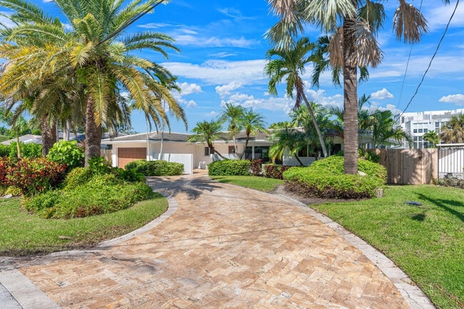 Photo - 2813 NE 29th St