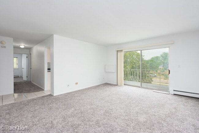 Photo - 1301 S Finley Rd Unidad 311