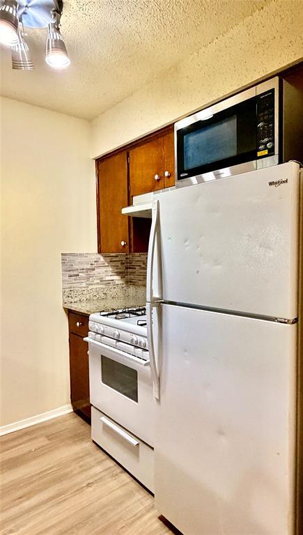 Photo - 312 E 43rd St Unit 201