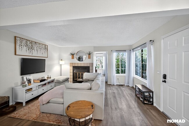 Photo - 4838 E Kentucky Ave