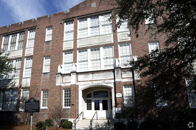 Photo - Heritage Place