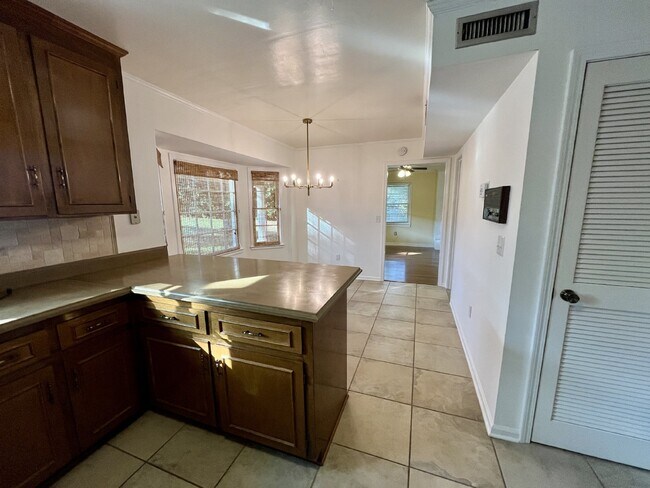 Photo - Available now FOR RENT in Dothan, AL!!