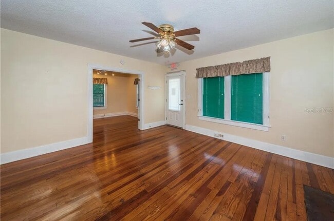 Photo - 638 E Tarpon Ave