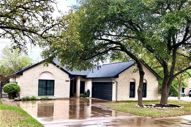 Building Photo - 2200 Falcon Dr Rental
