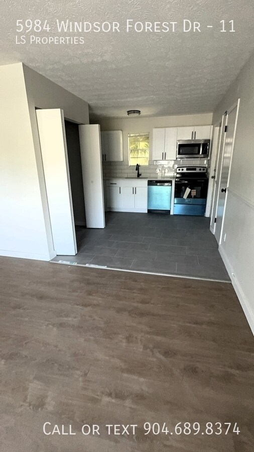 Photo - 5984 Windsor Forest Dr Unidad 11