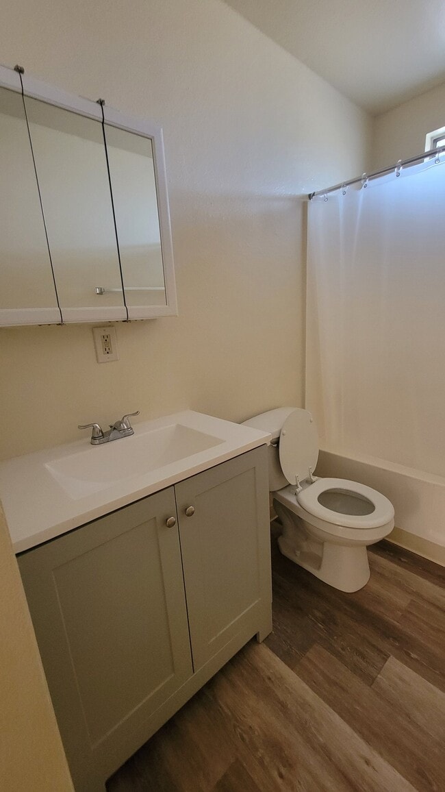 Building Photo - 15549 Barranca Way